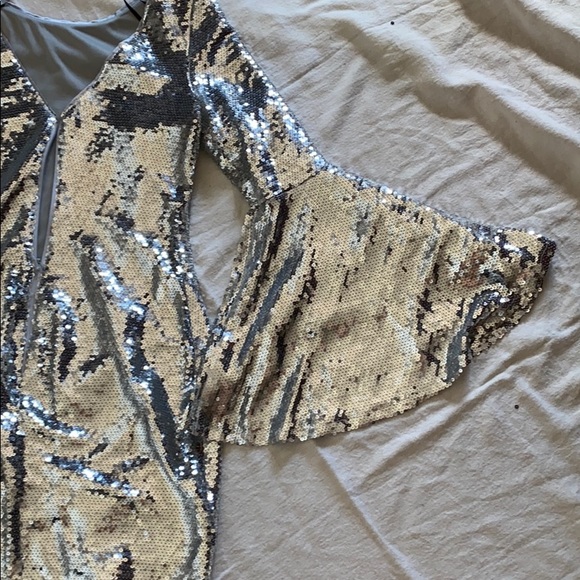COPY - Lulu’s sequin dress - Picture 3 of 5